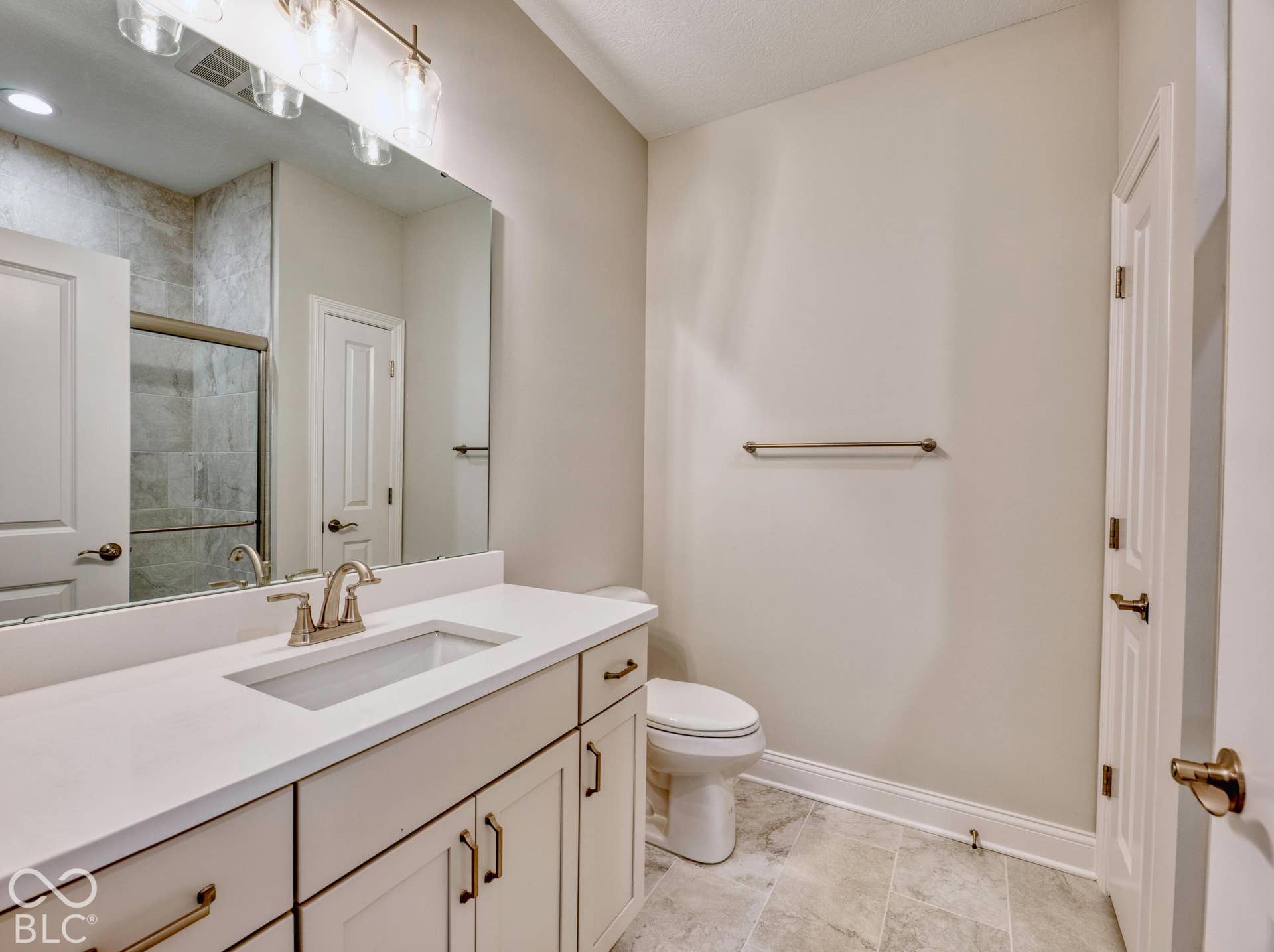 Guest bathroom