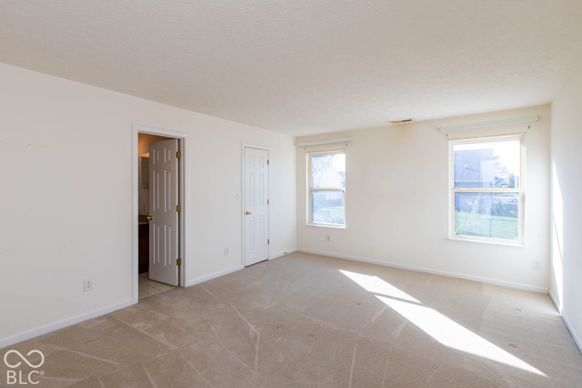 8113 Sydney Lane, Avon, IN 46123