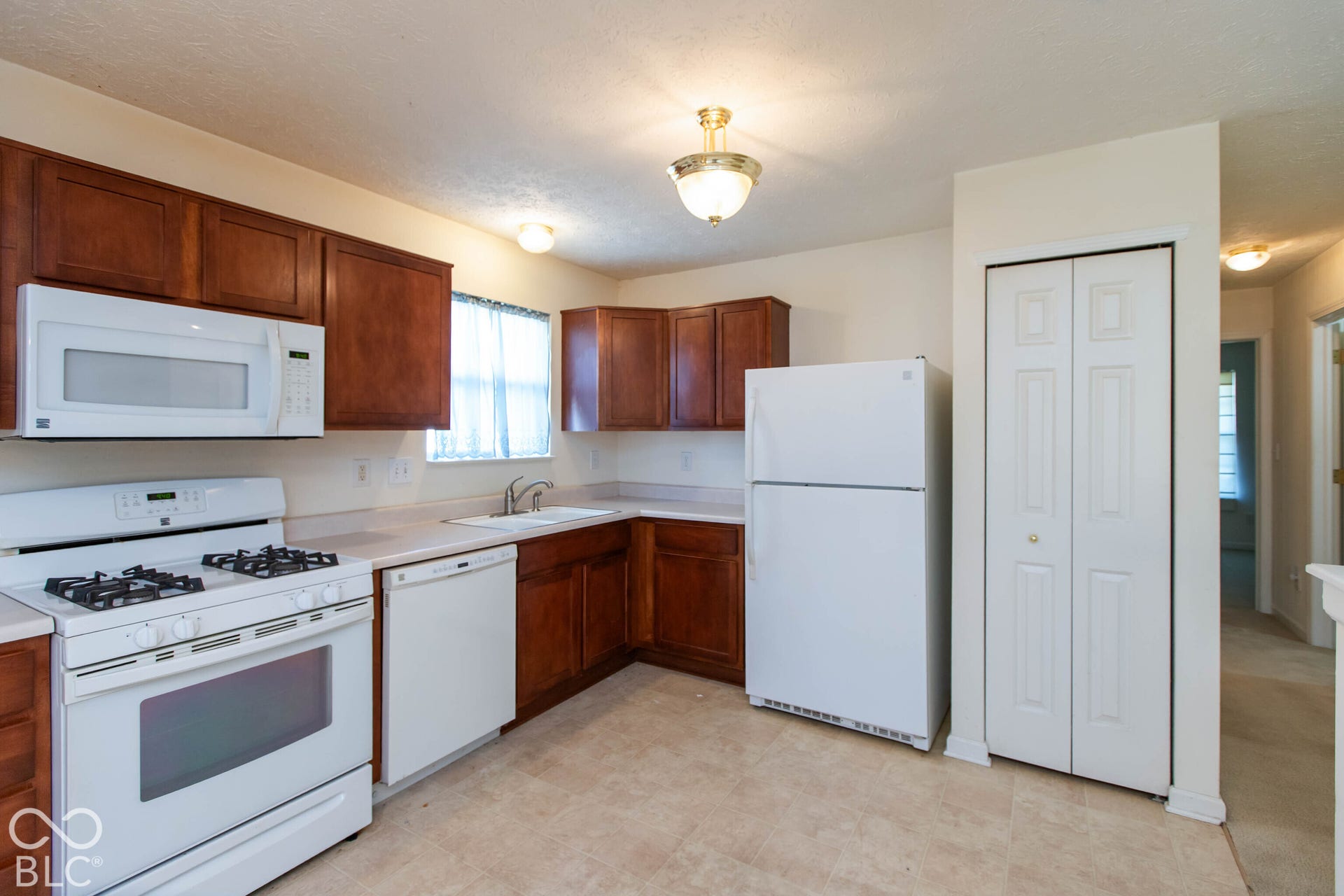 8113 Sydney Lane, Avon, IN 46123