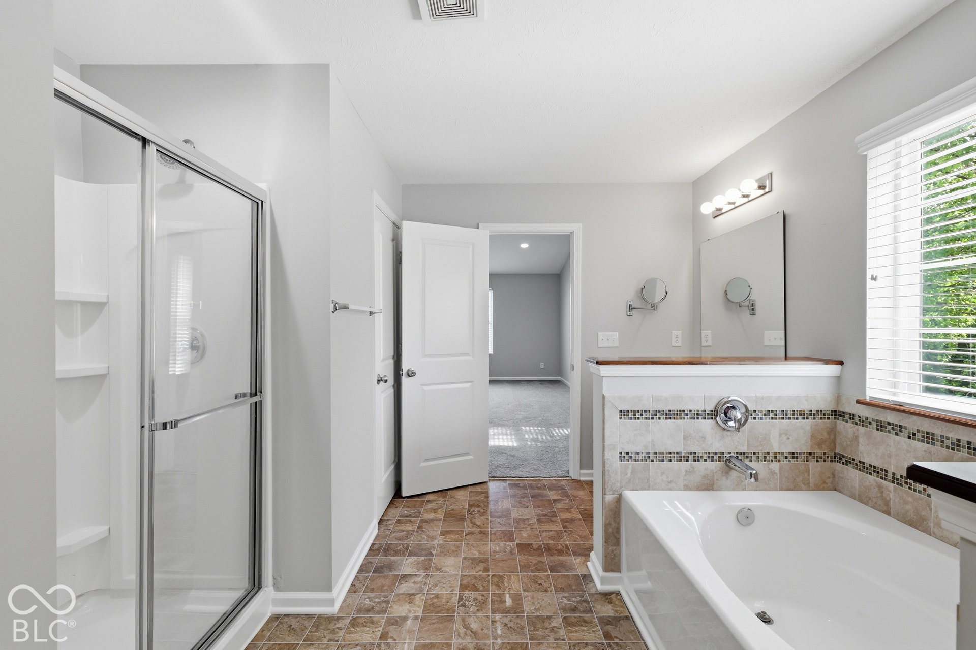 8110 Eskerban Drive, Avon, IN 46123