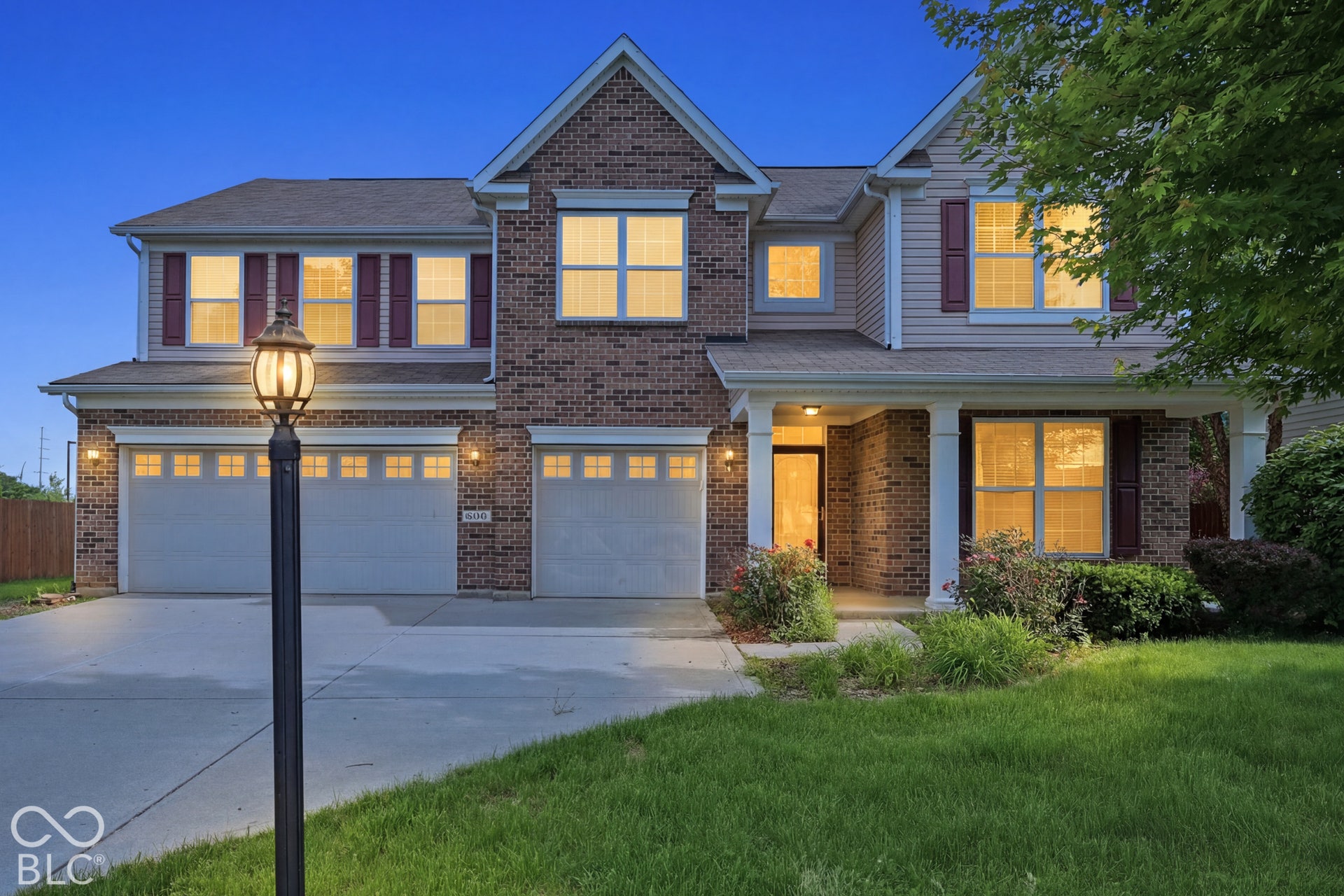 8110 Eskerban Drive, Avon, IN 46123