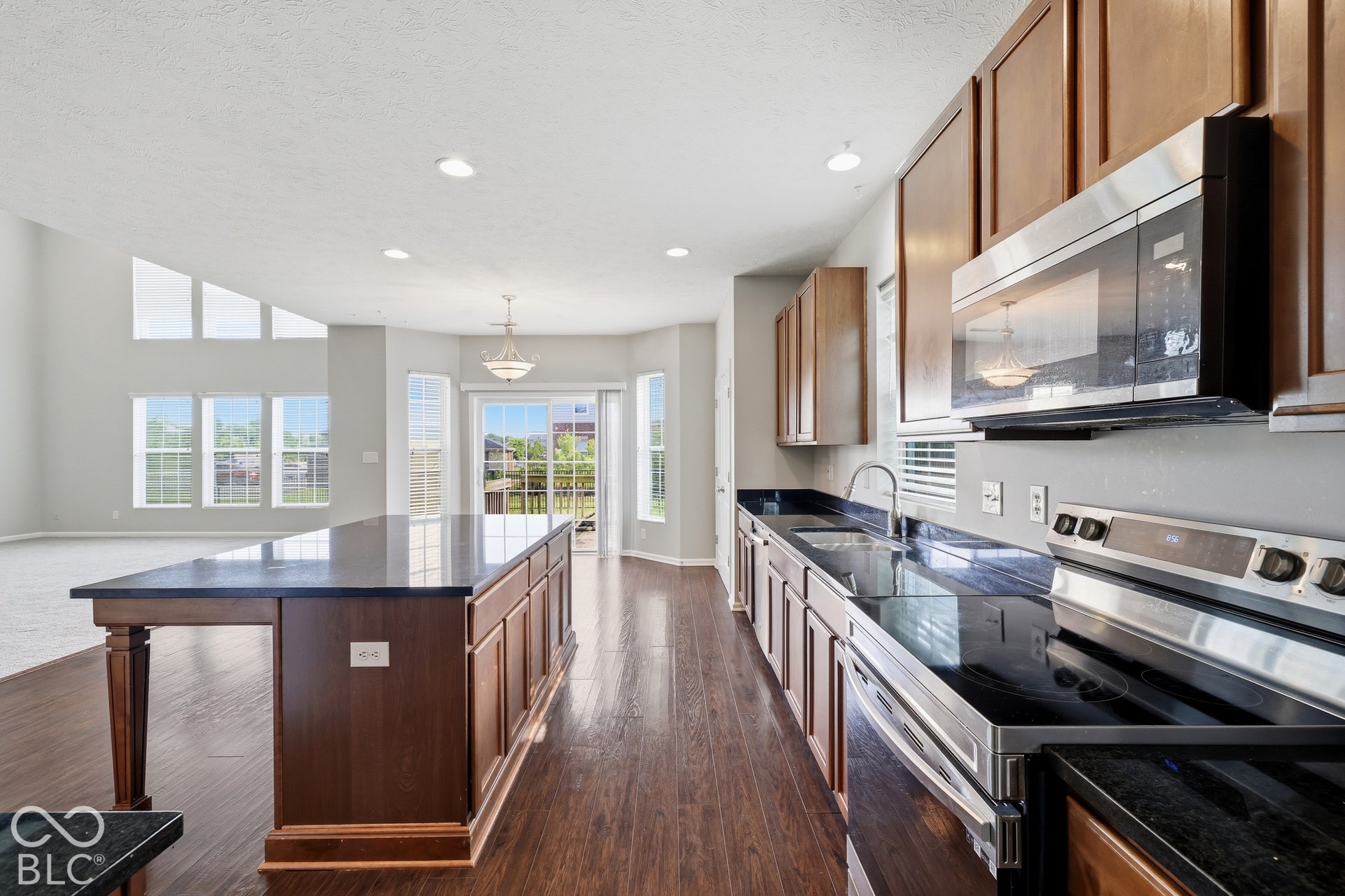 8110 Eskerban Drive, Avon, IN 46123