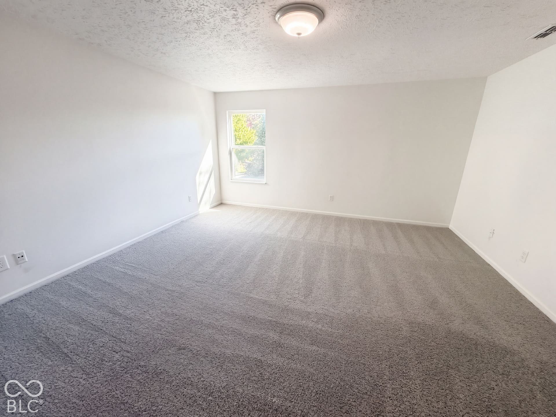 19448 Roudebush Boulevard, Noblesville, IN 46060 19448 Roudebush Boulevard, Noblesville, IN 46060