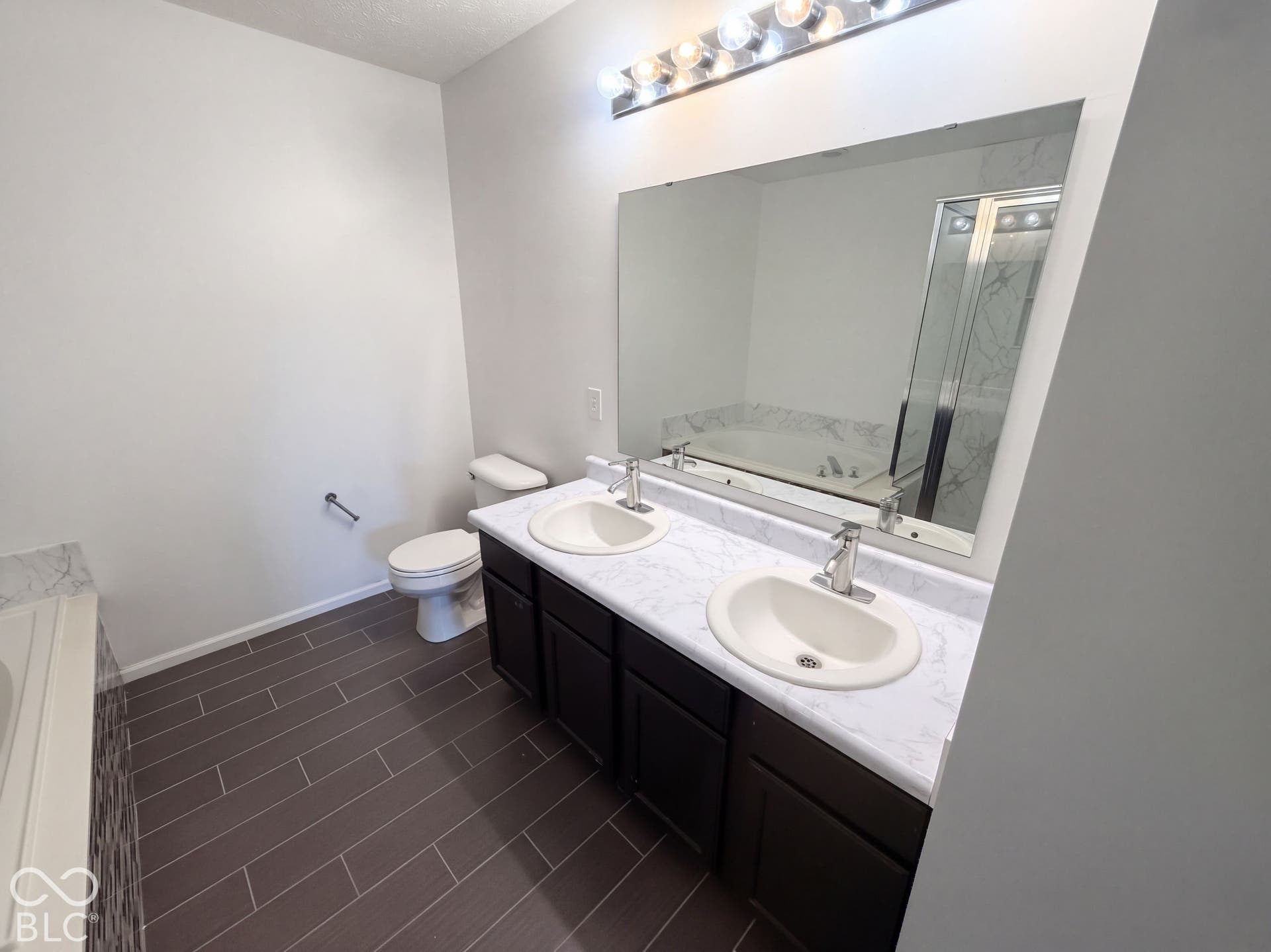 19448 Roudebush Boulevard, Noblesville, IN 46060 19448 Roudebush Boulevard, Noblesville, IN 46060
