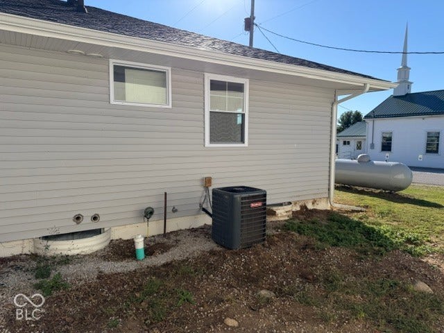 8499 S State Road 71, Dana, IN 47847