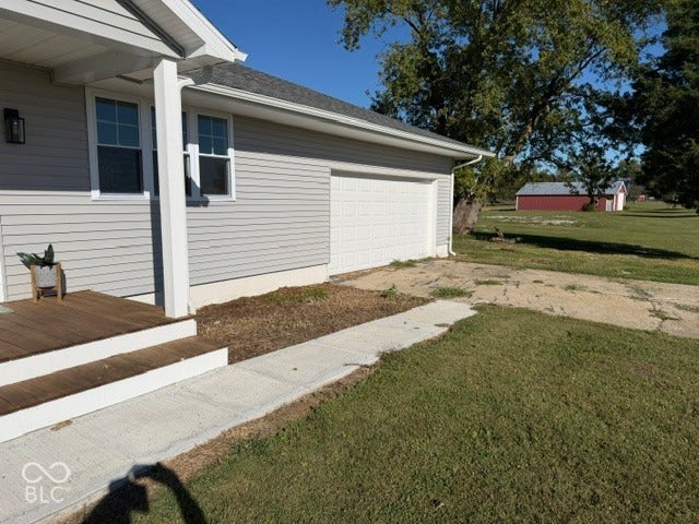 8499 S State Road 71, Dana, IN 47847