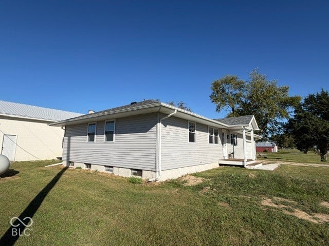 8499 S State Road 71, Dana, IN 47847