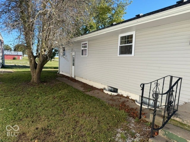 8499 S State Road 71, Dana, IN 47847