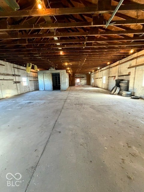 8499 S State Road 71, Dana, IN 47847