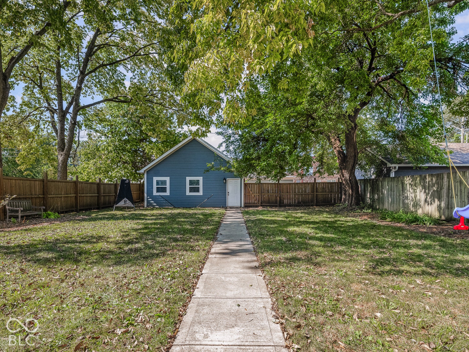 2610 N College Avenue, Indianapolis, IN 46205