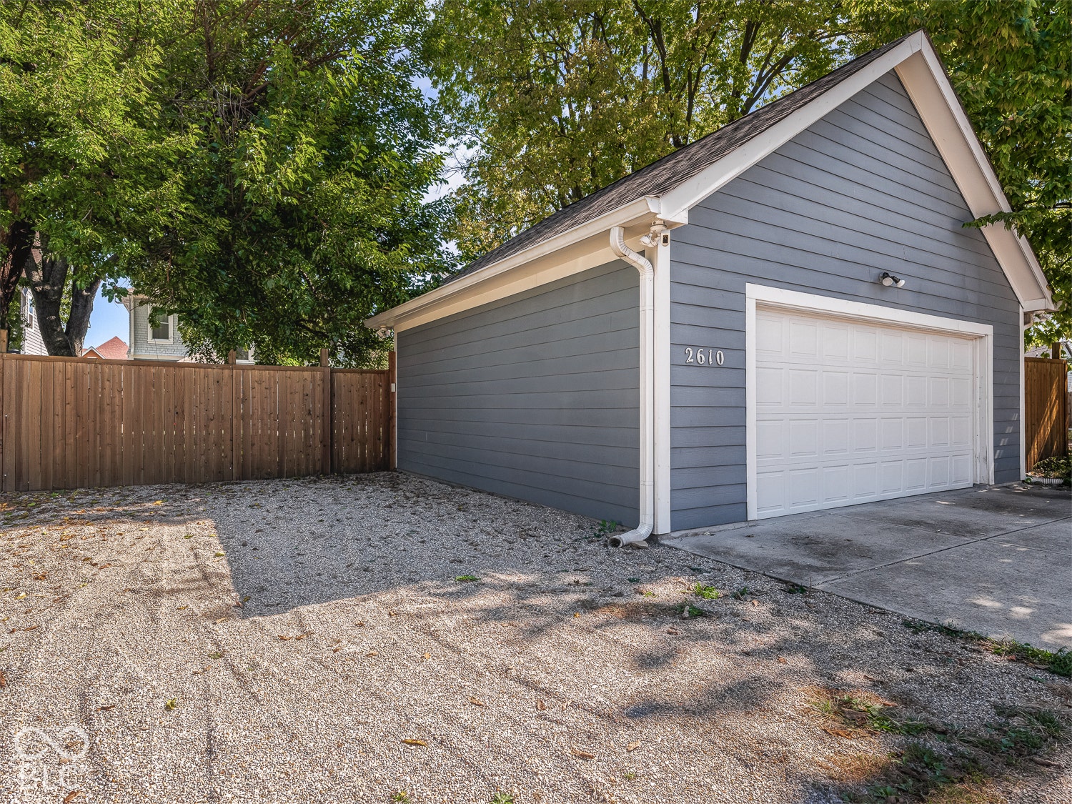2610 N College Avenue, Indianapolis, IN 46205