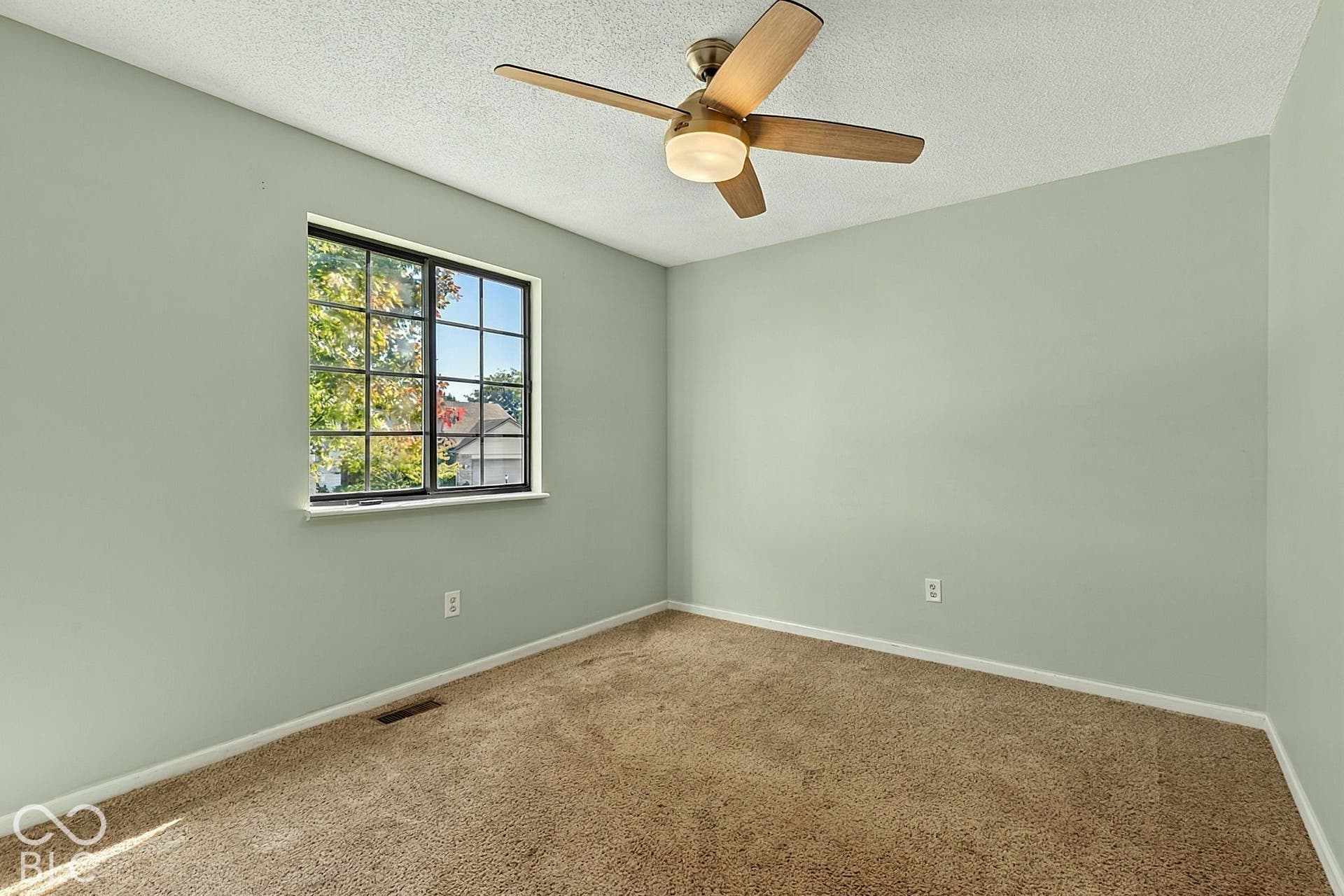 10803 Lupine Lane, Fort Wayne, IN 46804