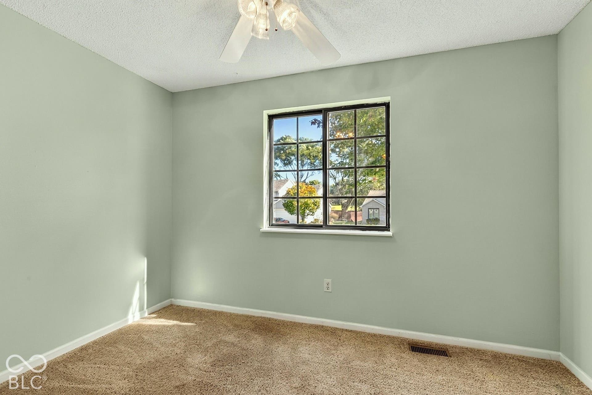 10803 Lupine Lane, Fort Wayne, IN 46804