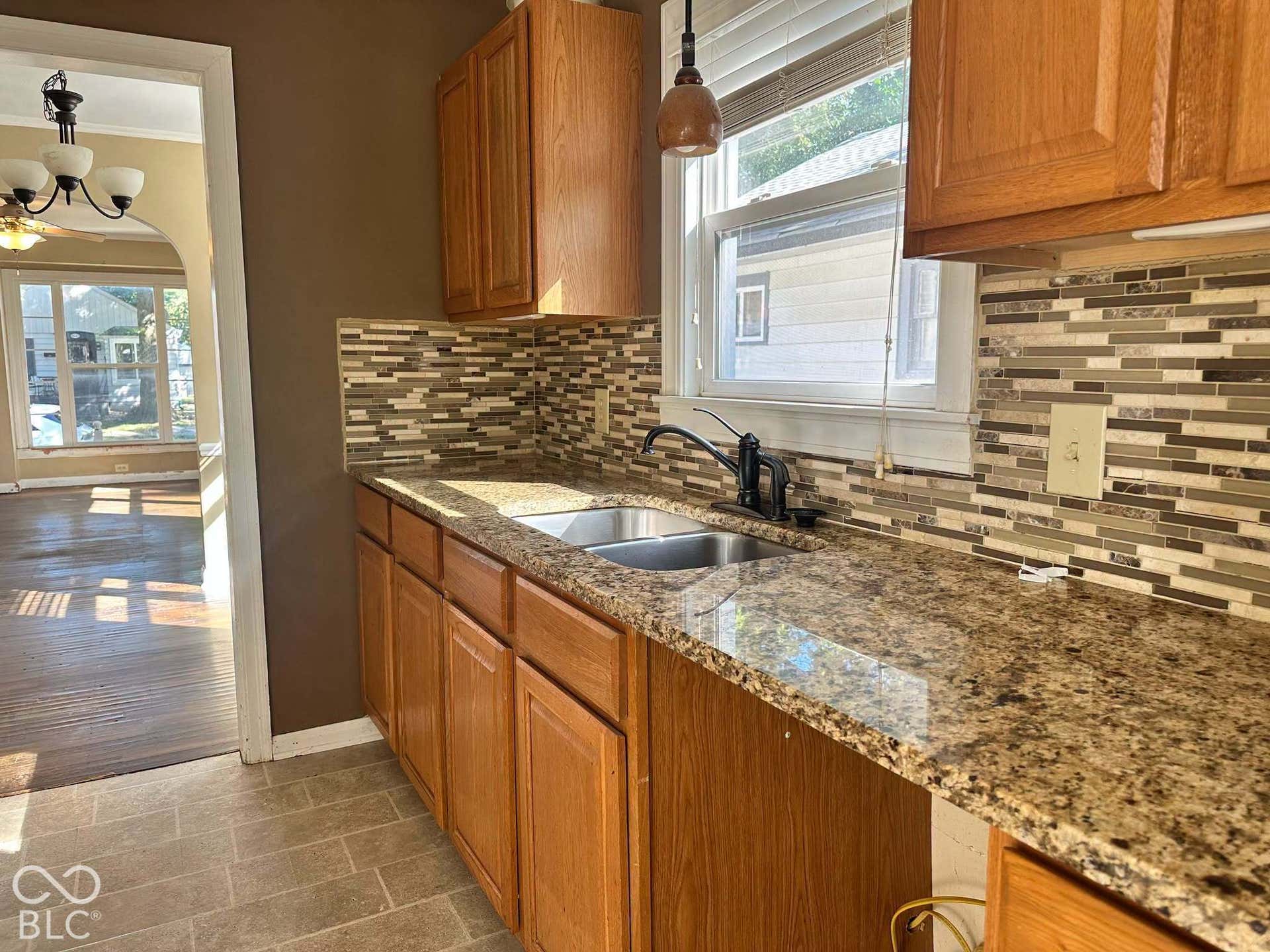 4626 Kingsley Drive, Indianapolis, IN 46205 4626 Kingsley Drive, Indianapolis, IN 46205