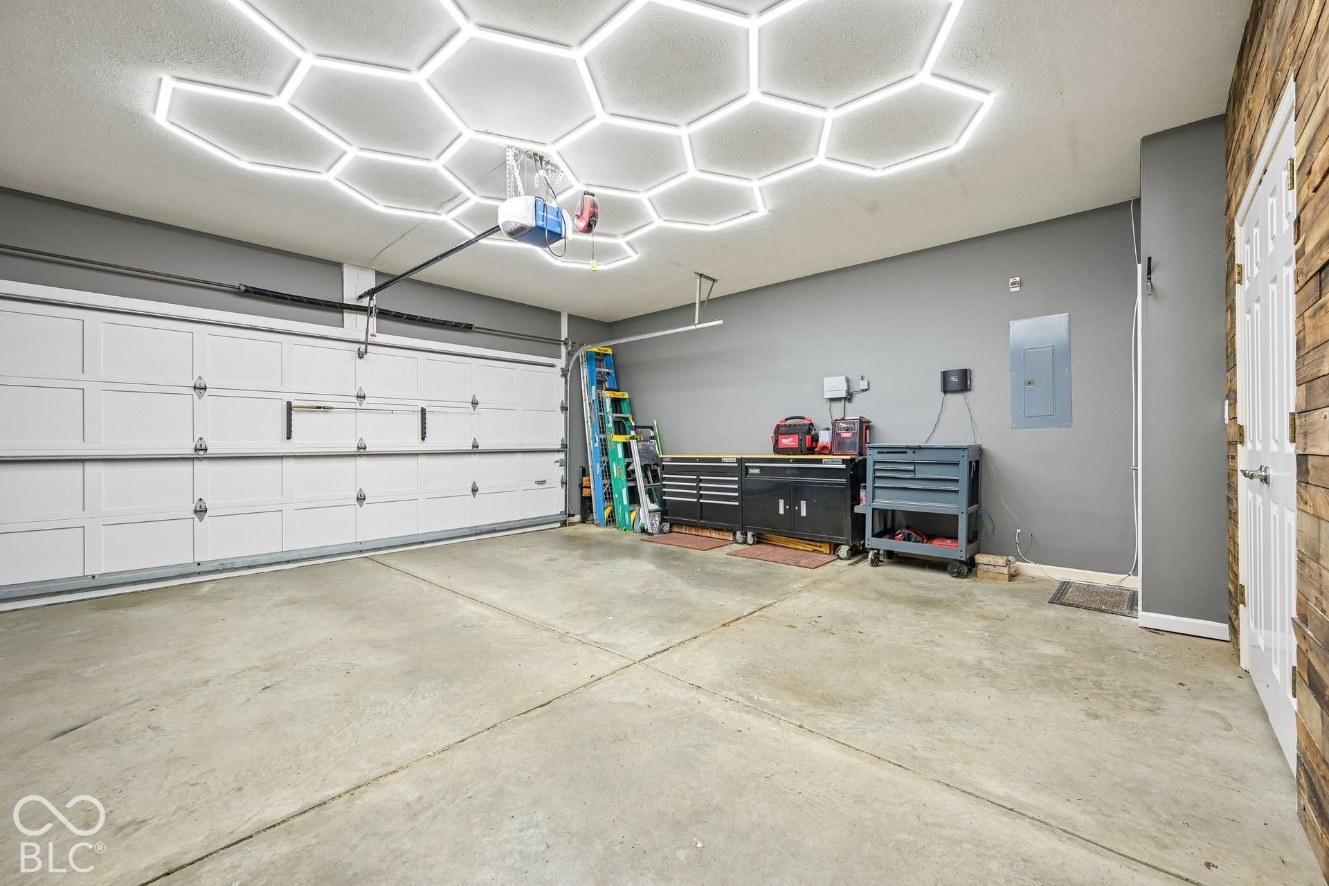 7141 Koldyke Drive, Fishers, IN 46038