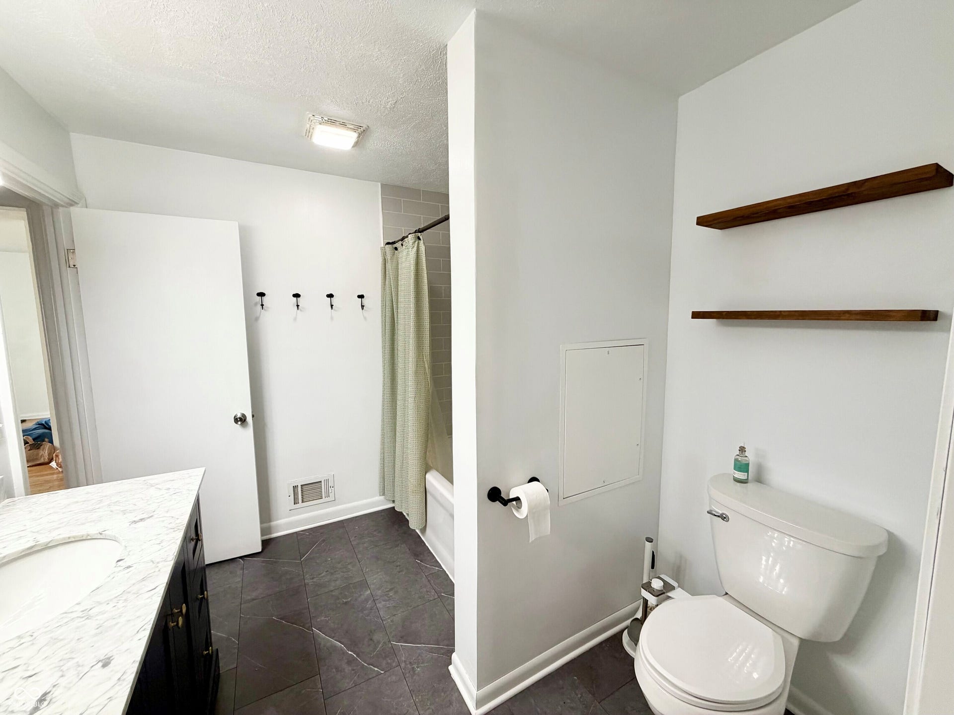 6314 N Keystone Avenue, Indianapolis, IN 46220 6314 N Keystone Avenue, Indianapolis, IN 46220