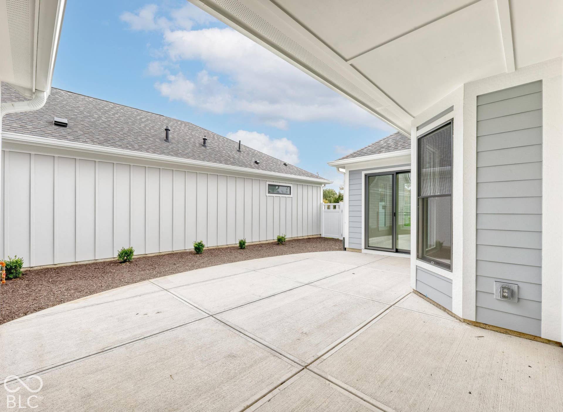 17295 Hickory Hollow Ridge, Noblesville, IN 46062 Courtyard