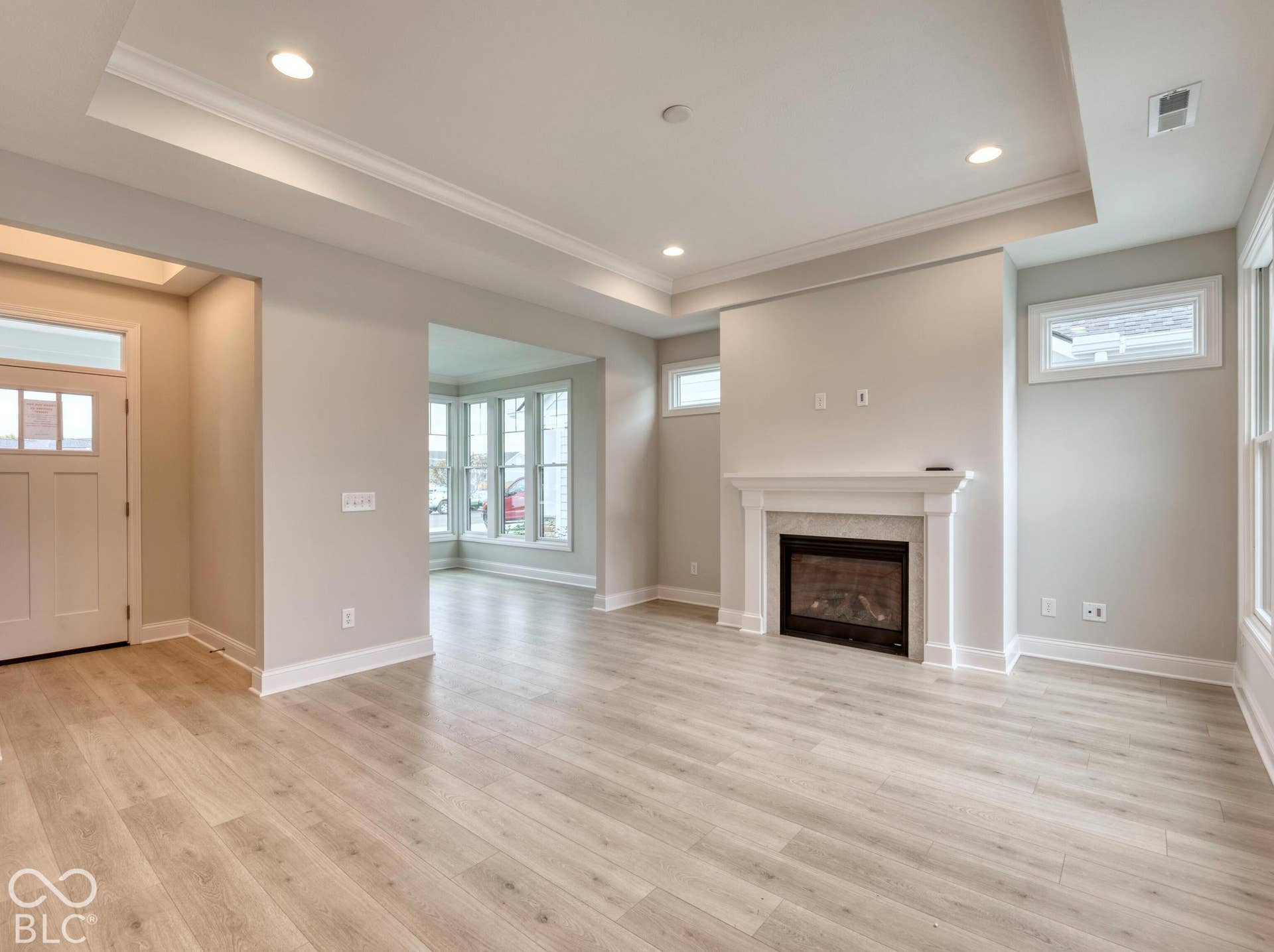 17295 Hickory Hollow Ridge, Noblesville, IN 46062 Living Room