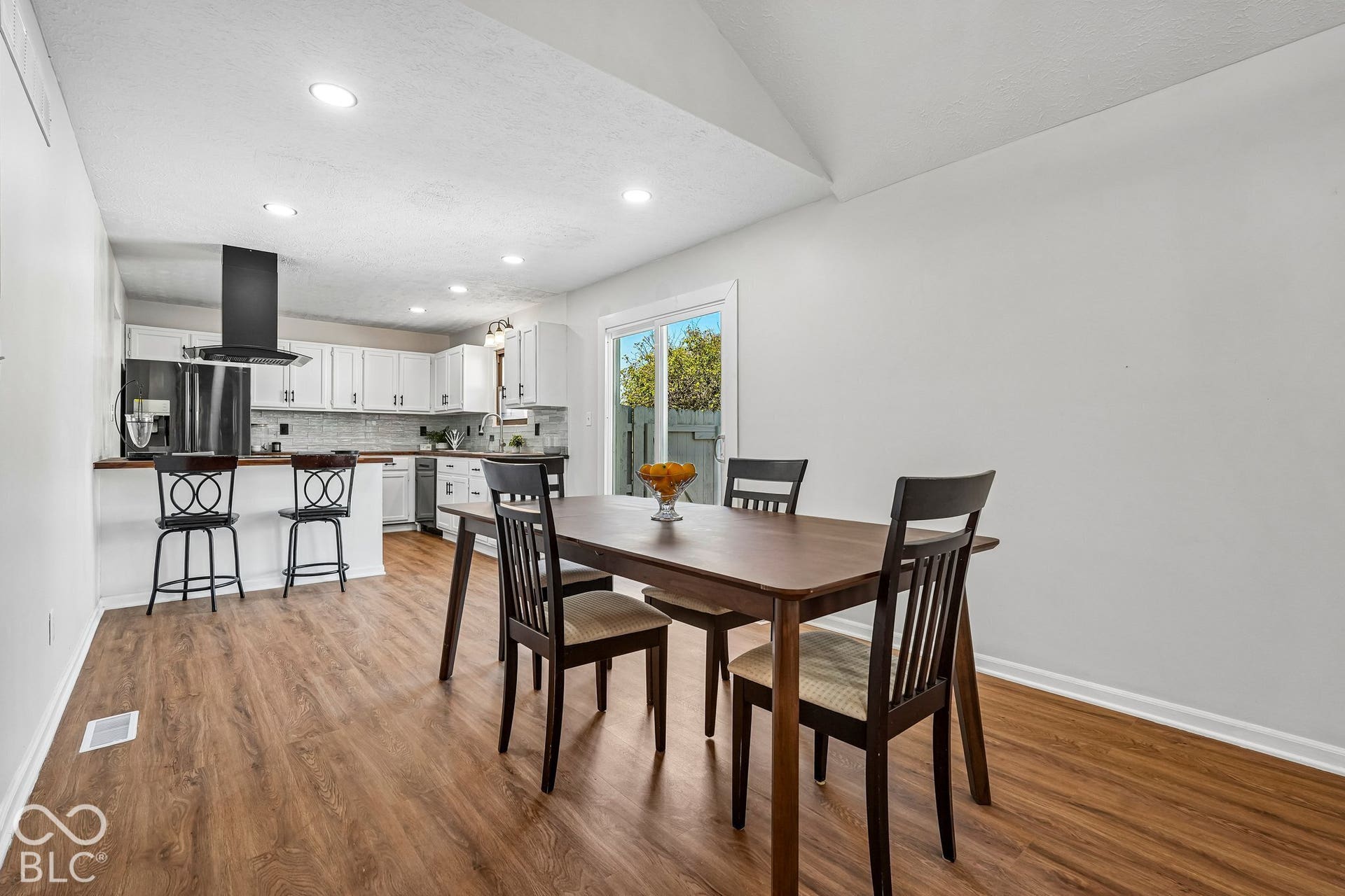2943 Horse Hill West Drive, Indianapolis, IN 46214 Virtually Altered -