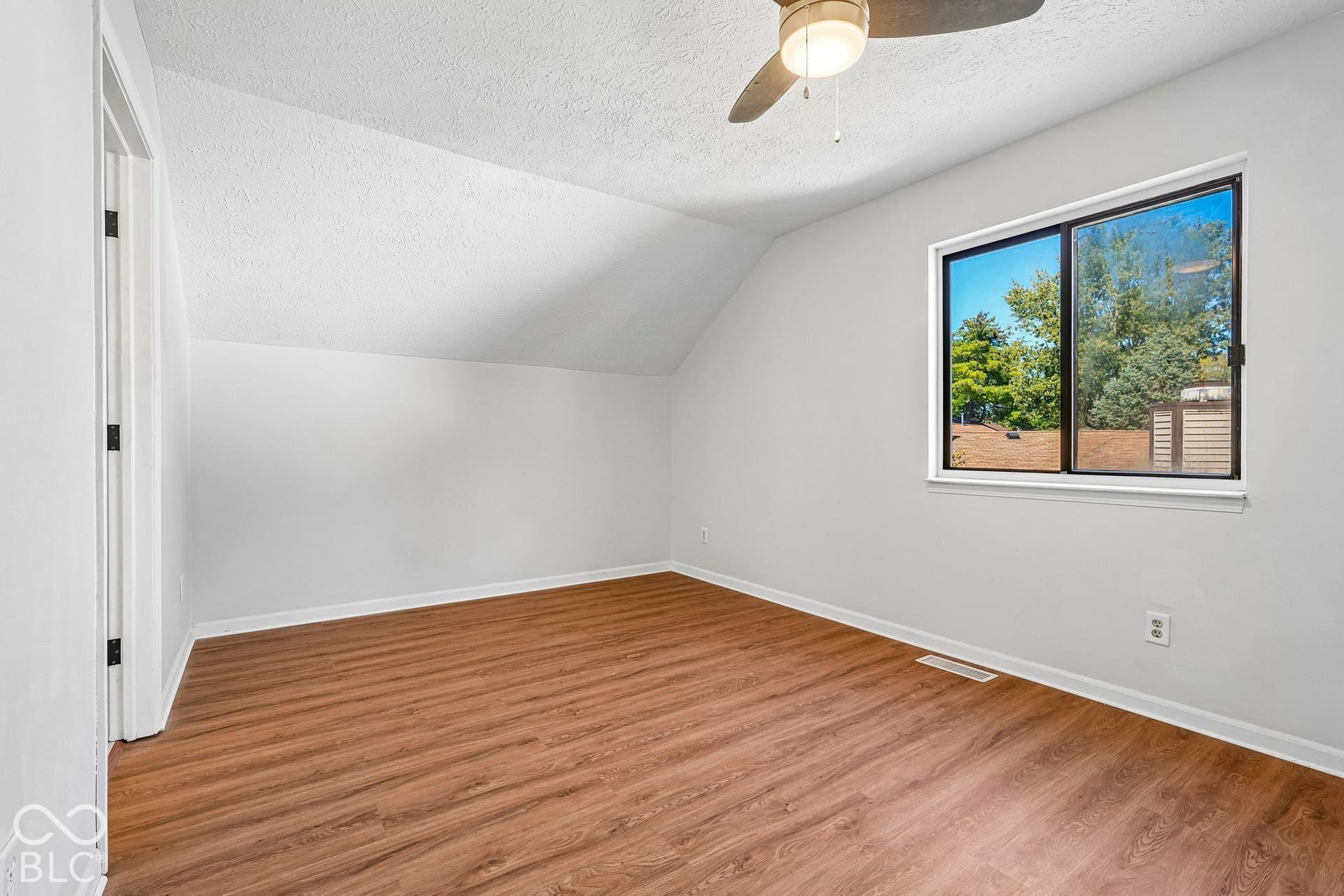 2943 Horse Hill West Drive, Indianapolis, IN 46214 Bonus Room