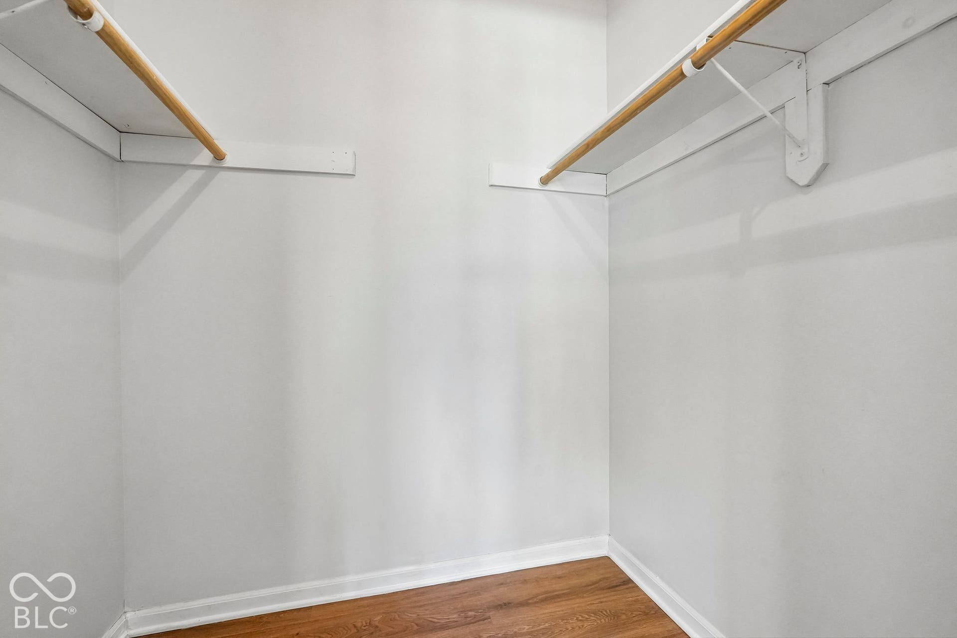 2943 Horse Hill West Drive, Indianapolis, IN 46214 Walk In Closets