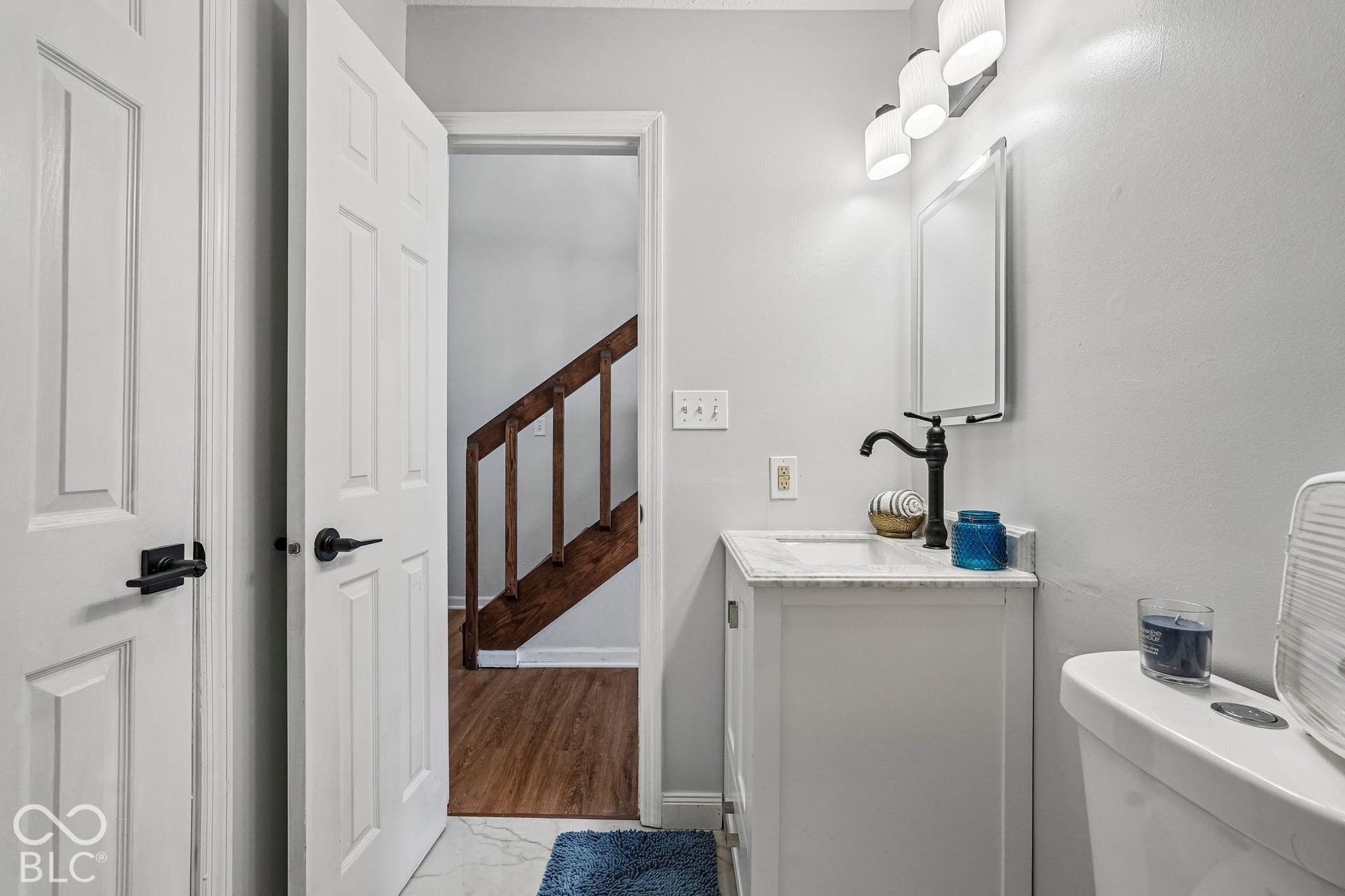 2943 Horse Hill West Drive, Indianapolis, IN 46214 Bathroom