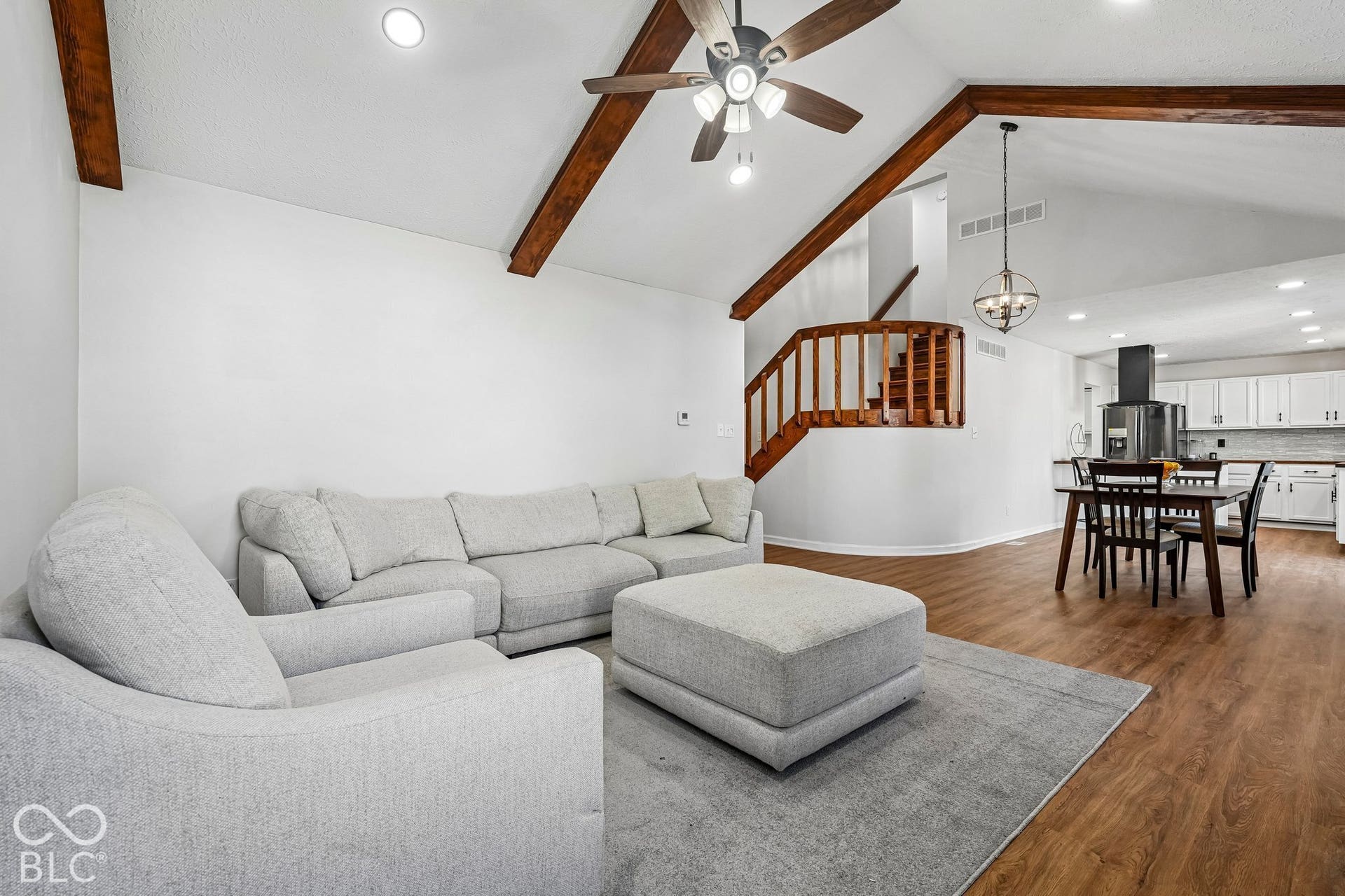 2943 Horse Hill West Drive, Indianapolis, IN 46214 Virtually Altered -