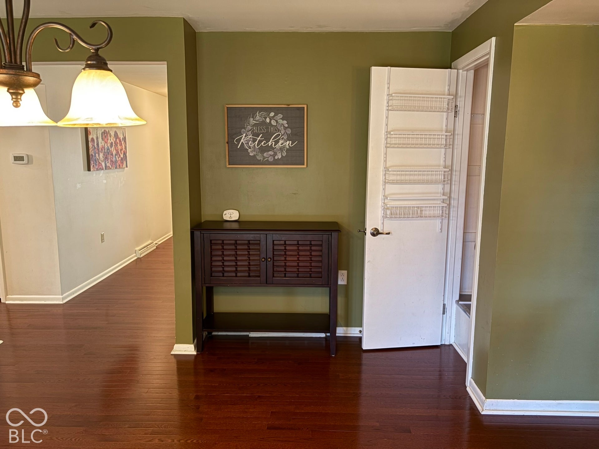 2820 Jordan Drive, Columbus, IN 47203