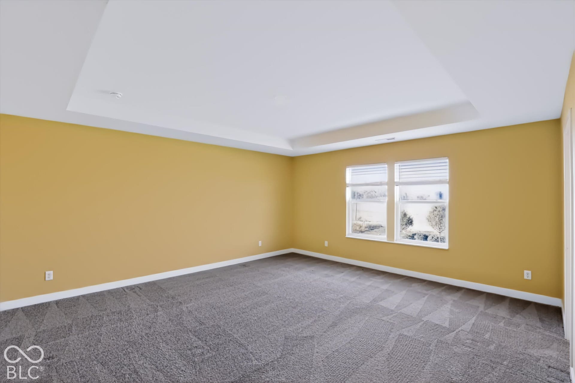6638 Sugar Creek Lane, Whitestown, IN 46075