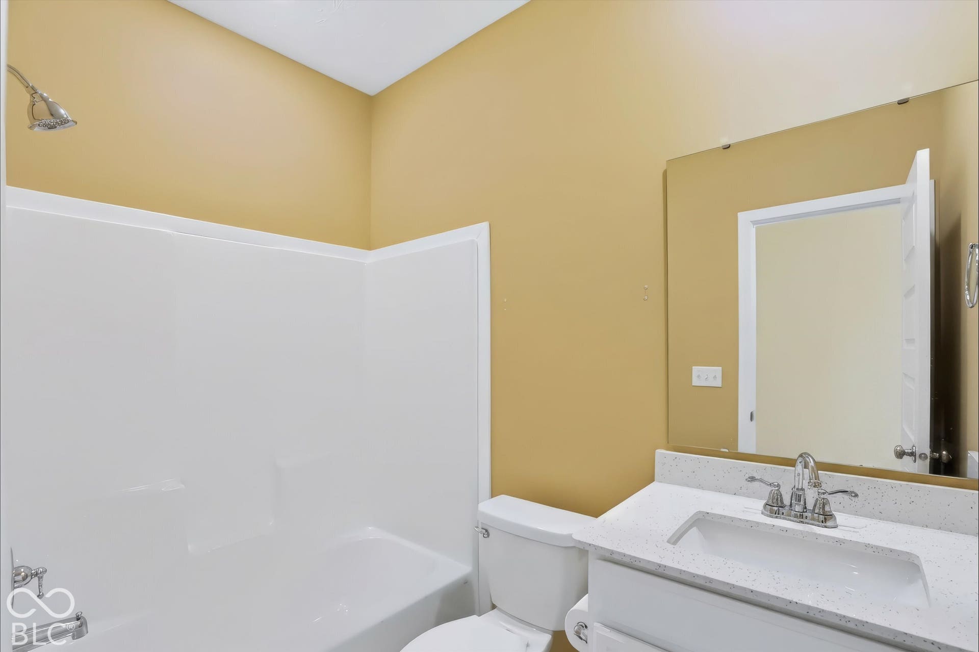 6638 Sugar Creek Lane, Whitestown, IN 46075