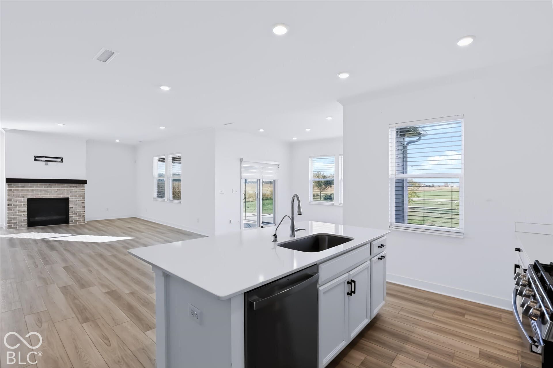 6638 Sugar Creek Lane, Whitestown, IN 46075