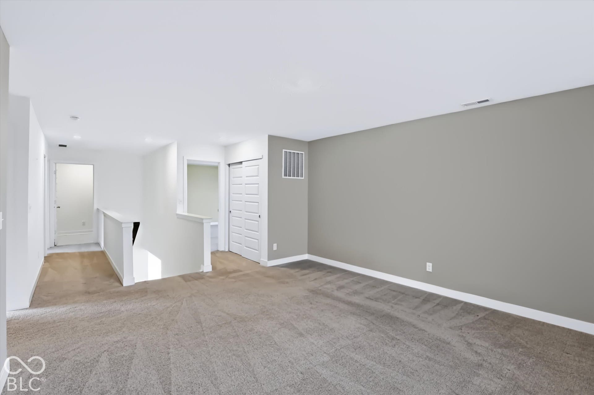 6638 Sugar Creek Lane, Whitestown, IN 46075