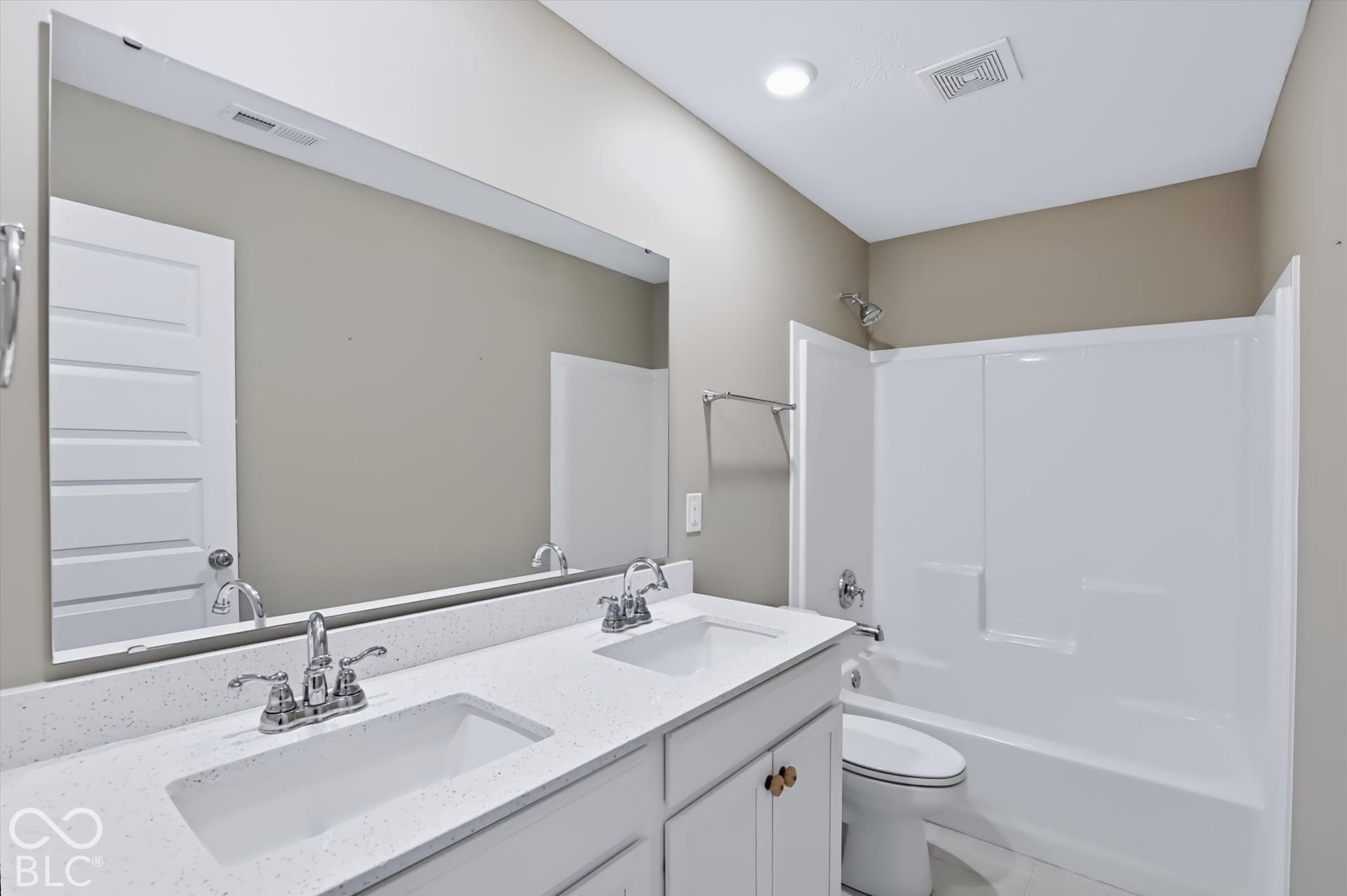 6638 Sugar Creek Lane, Whitestown, IN 46075