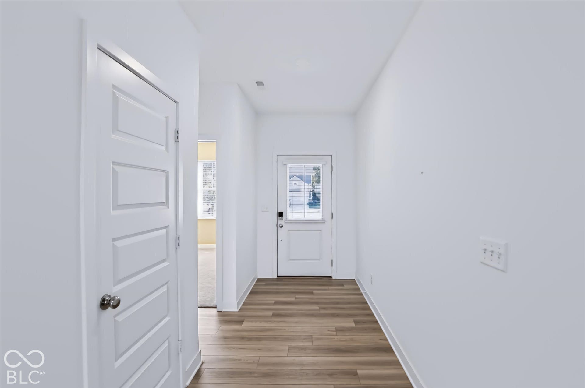 6638 Sugar Creek Lane, Whitestown, IN 46075