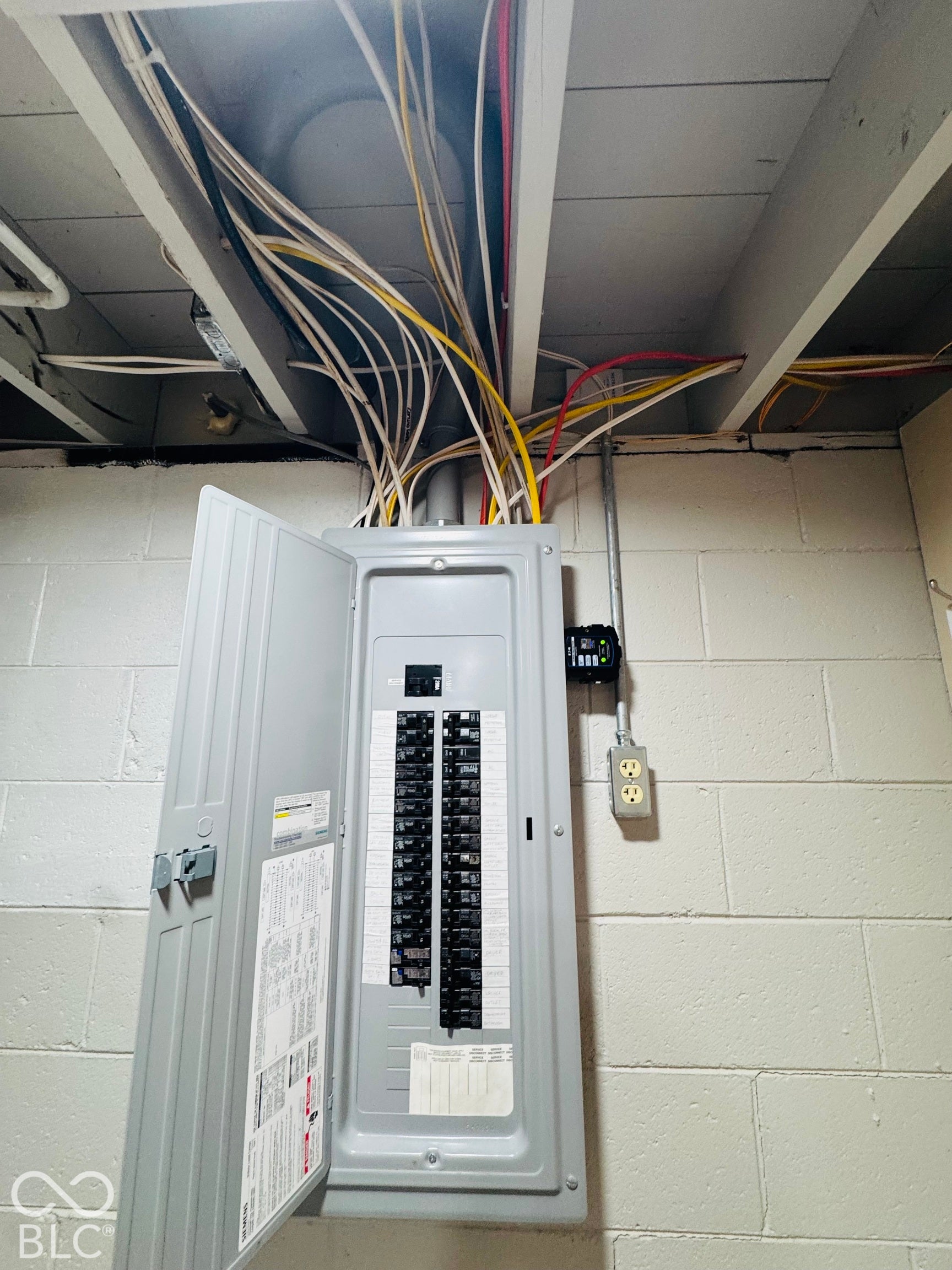 New 200 amp electrical installed and all new wire pulls throughout home