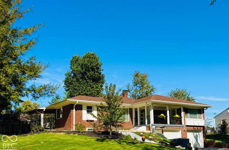Property photo for 450 S Valley Lane, Greenwood, IN