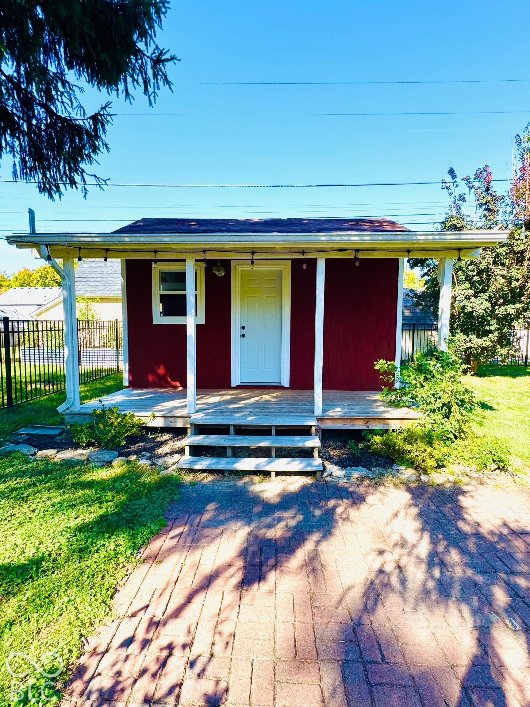 450 S Valley Lane, Greenwood, IN 46142