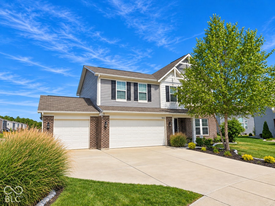 Property photo for 9802 Violet Circle, Indianapolis, IN