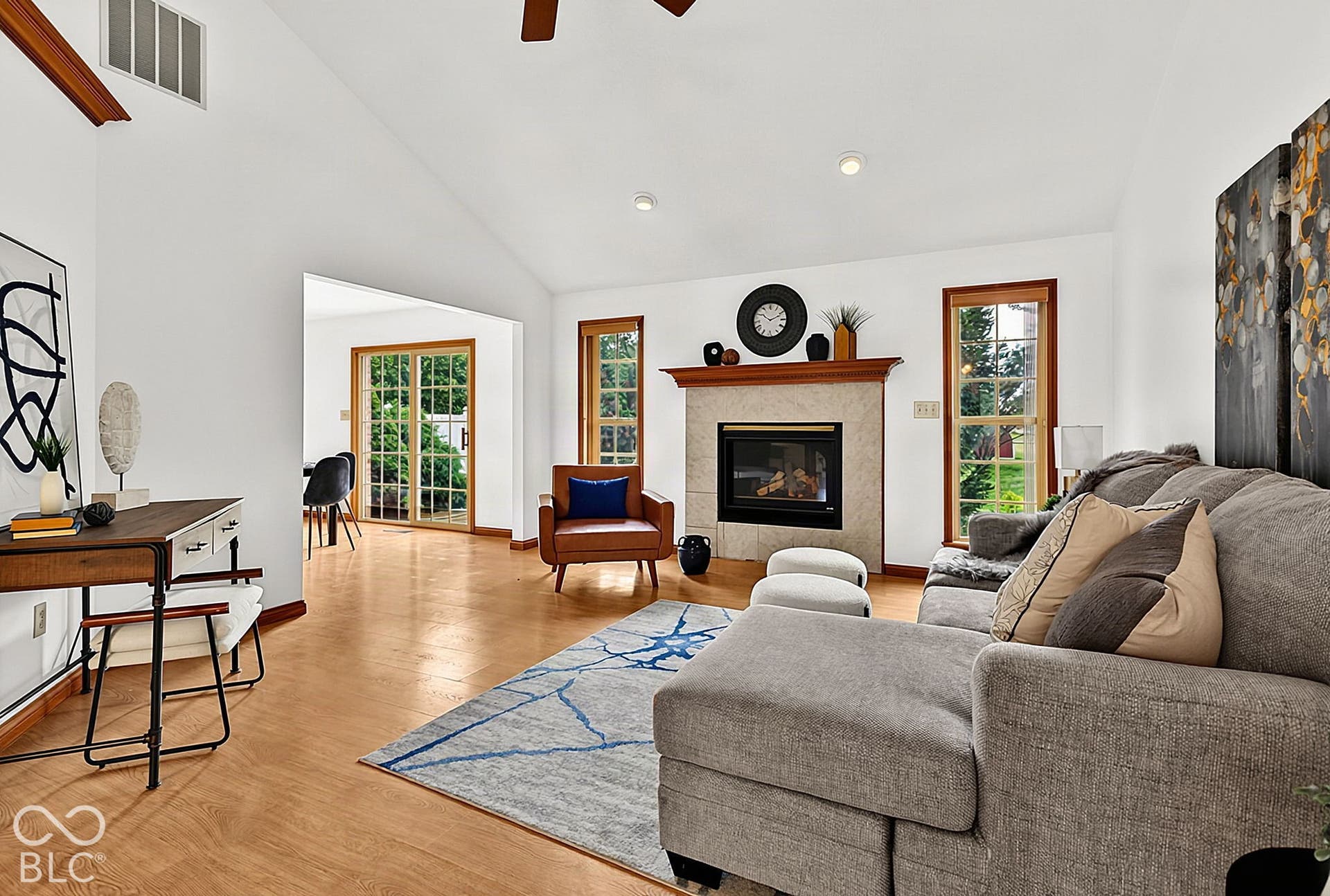 286 N Summerfield Drive N, Greenfield, IN 46140