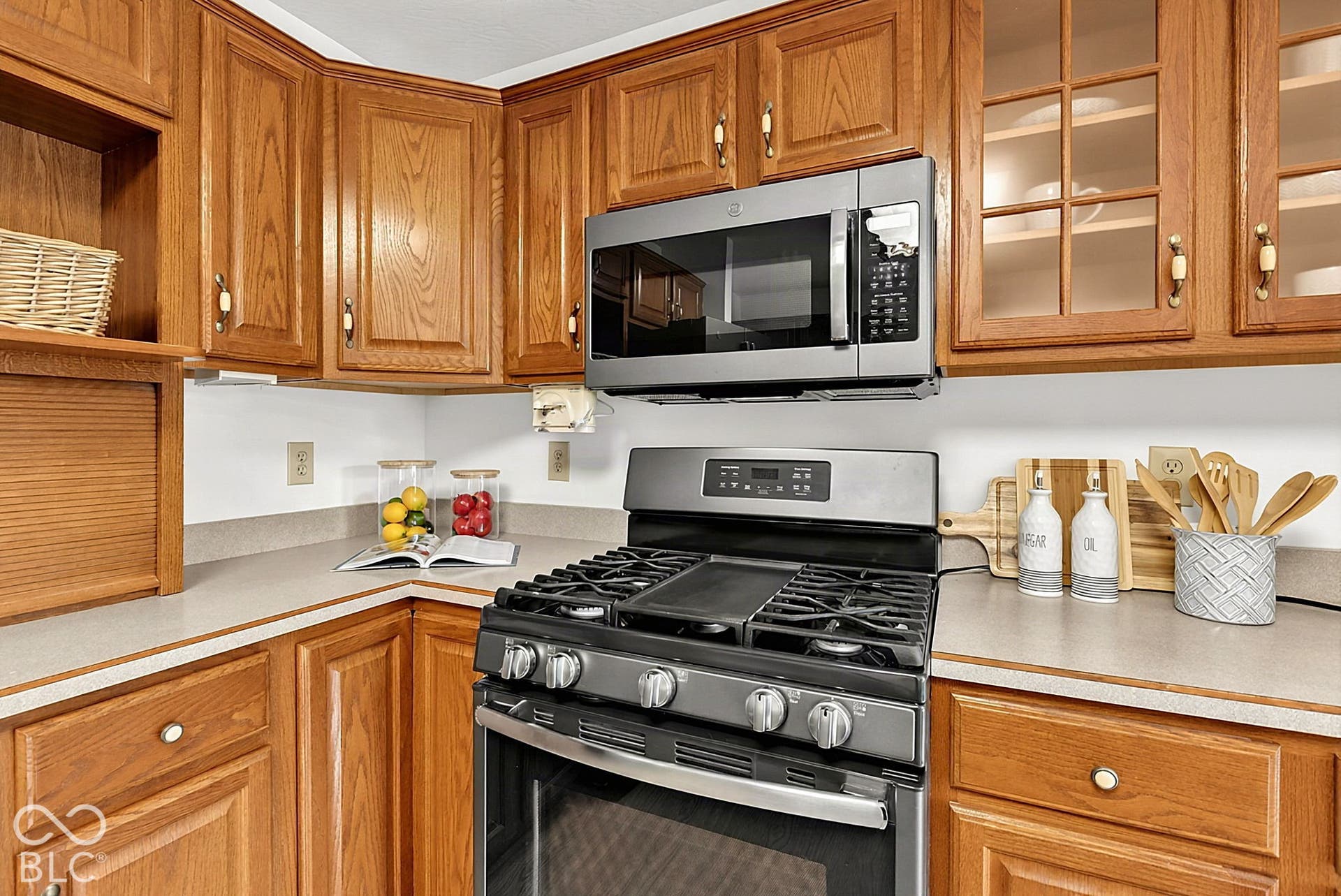 286 N Summerfield Drive N, Greenfield, IN 46140
