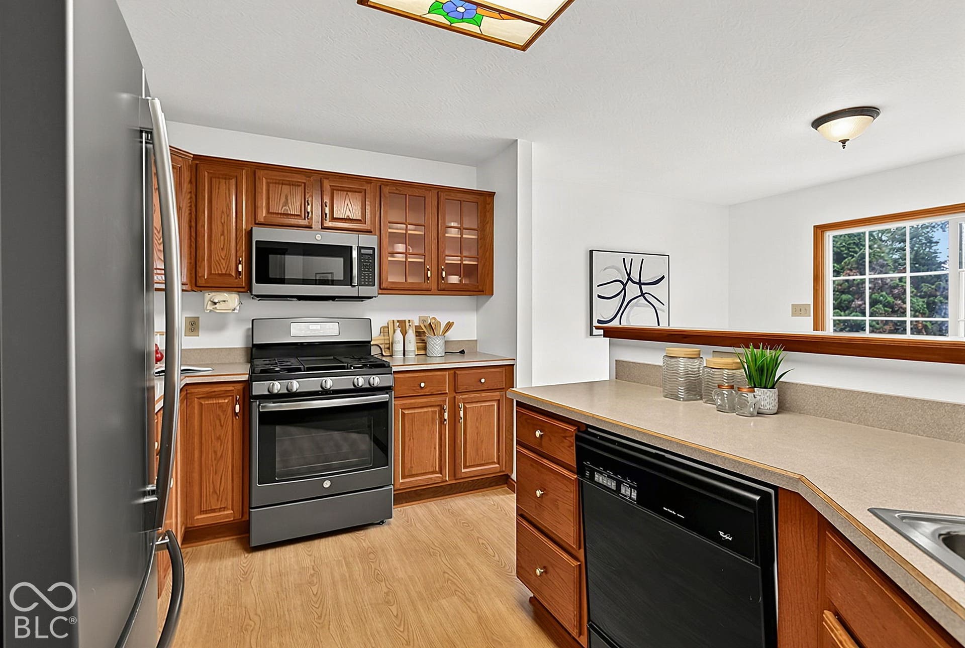 286 N Summerfield Drive N, Greenfield, IN 46140