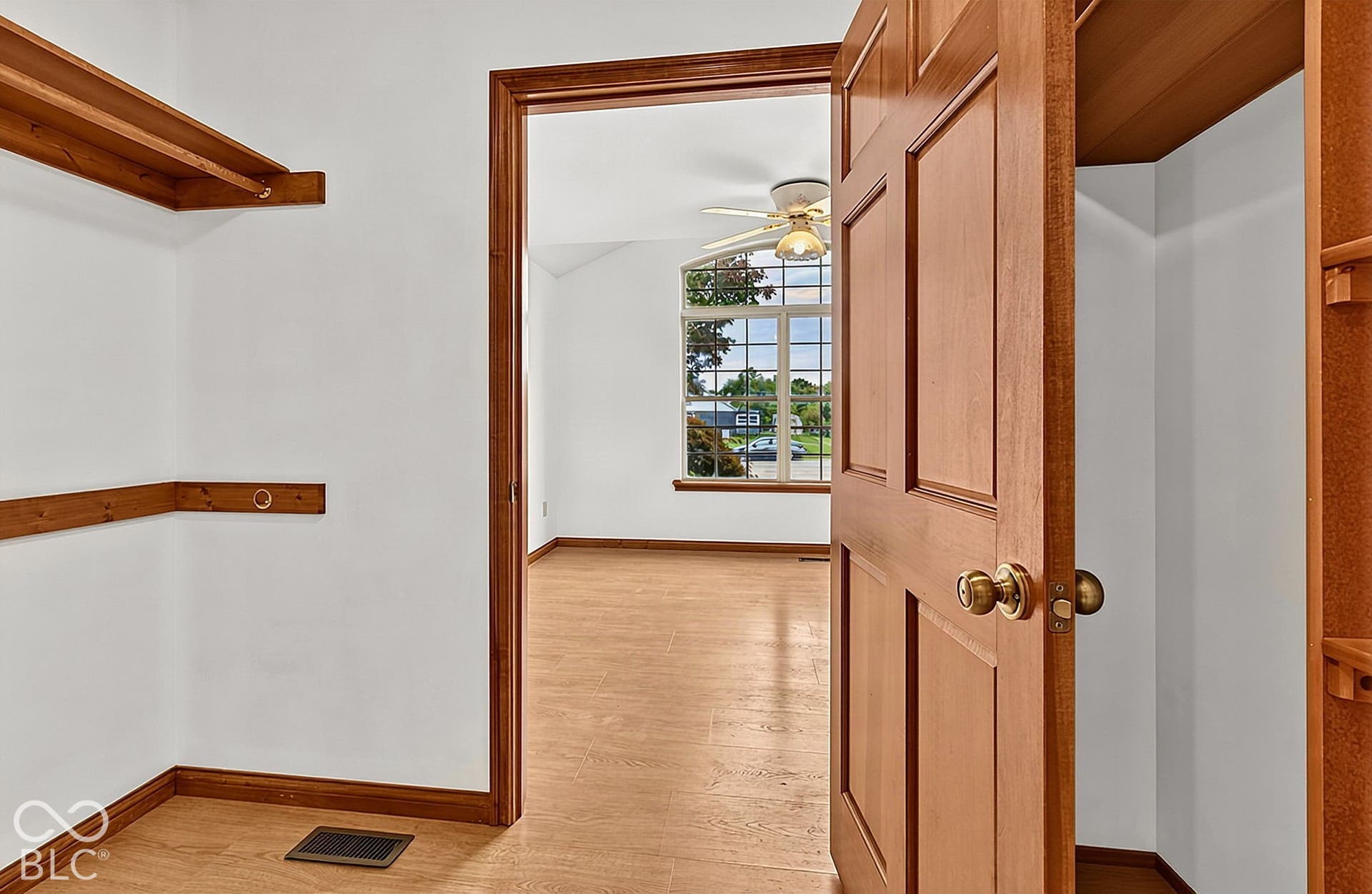 286 N Summerfield Drive N, Greenfield, IN 46140
