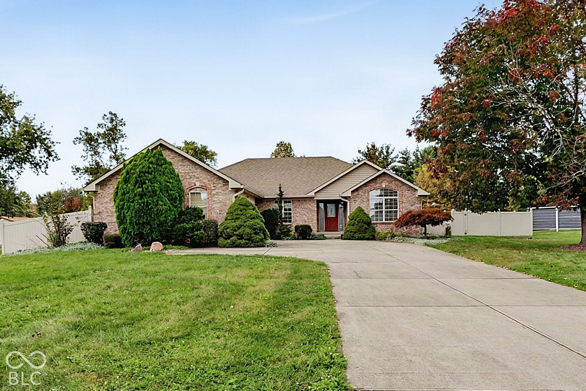 286 N Summerfield Drive N, Greenfield, IN 46140