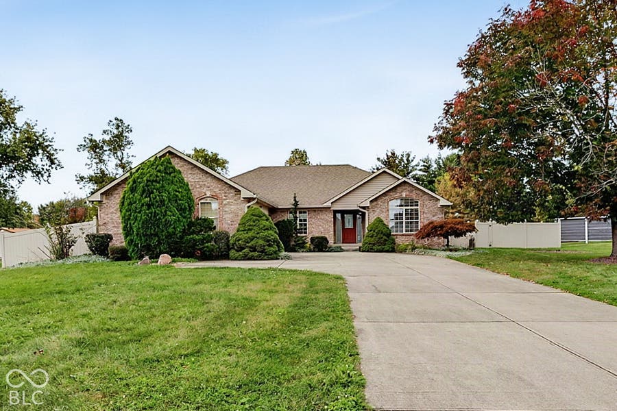 Property photo for 286 N Summerfield Drive N, Greenfield, IN