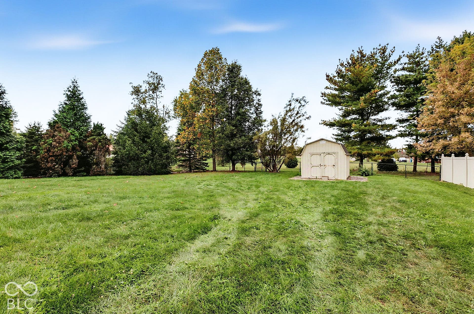 286 N Summerfield Drive N, Greenfield, IN 46140