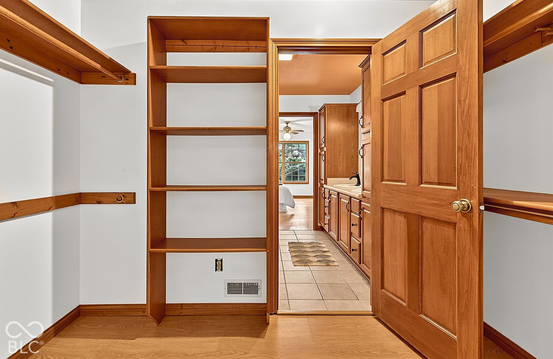 286 N Summerfield Drive N, Greenfield, IN 46140