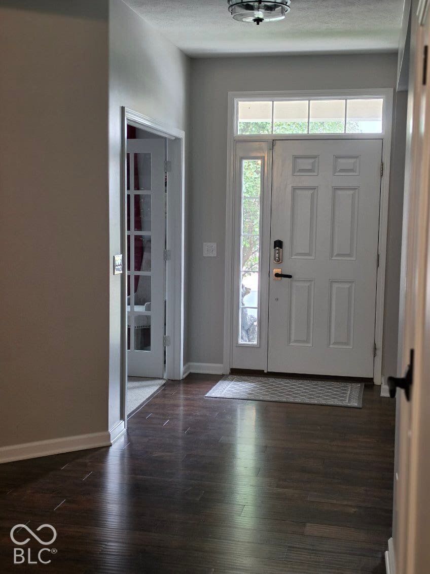 5579 W Turnbuckle Place, McCordsville, IN 46055 Entrance Foyer