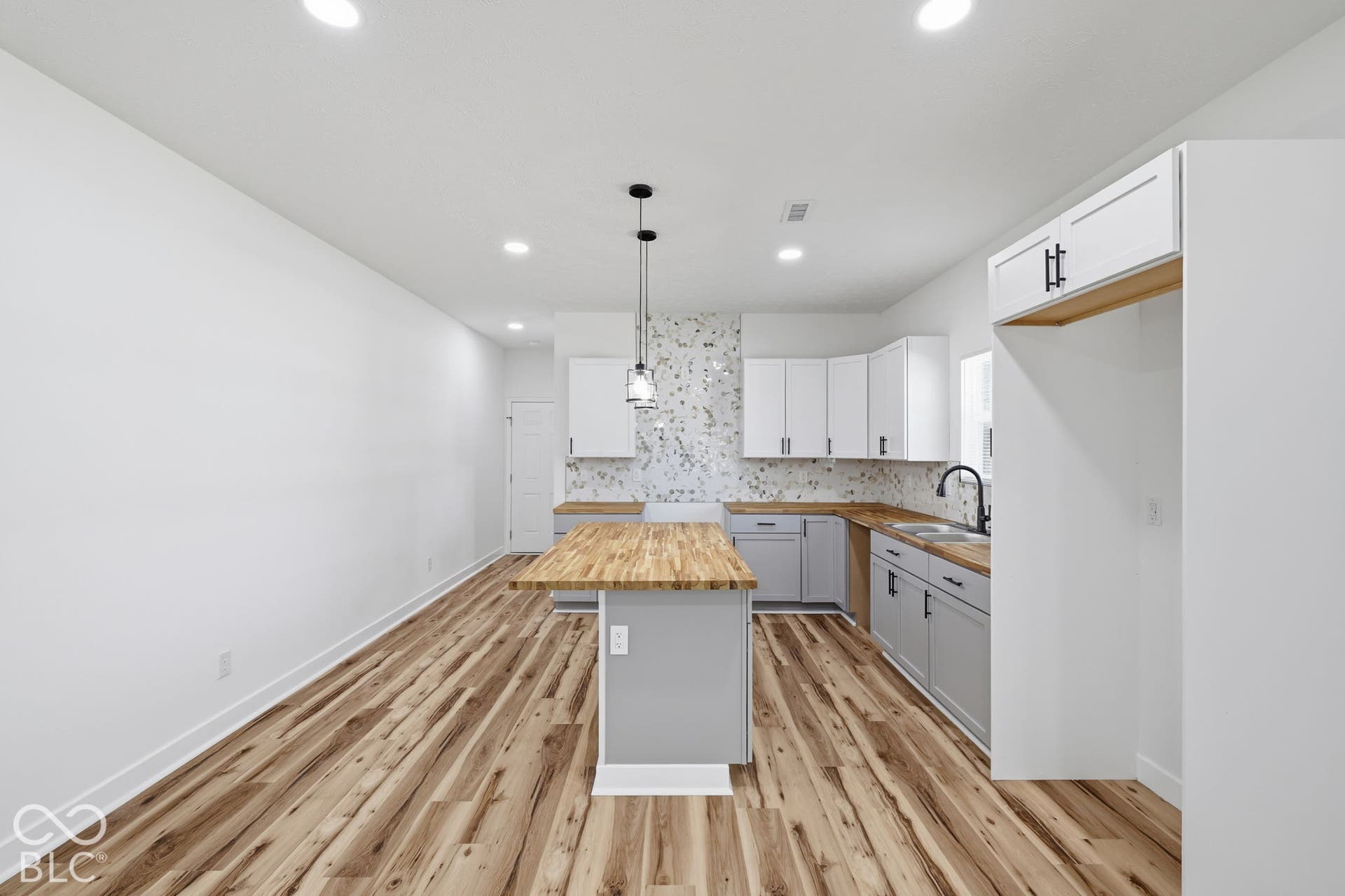 1622 Beulah, Indianapolis, IN 46241