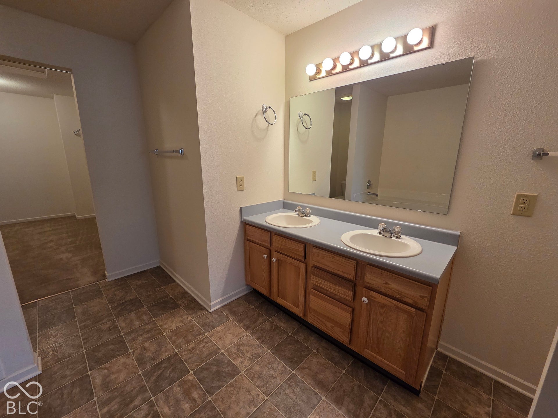 831 Highpointe Boulevard, Shelbyville, IN 46176