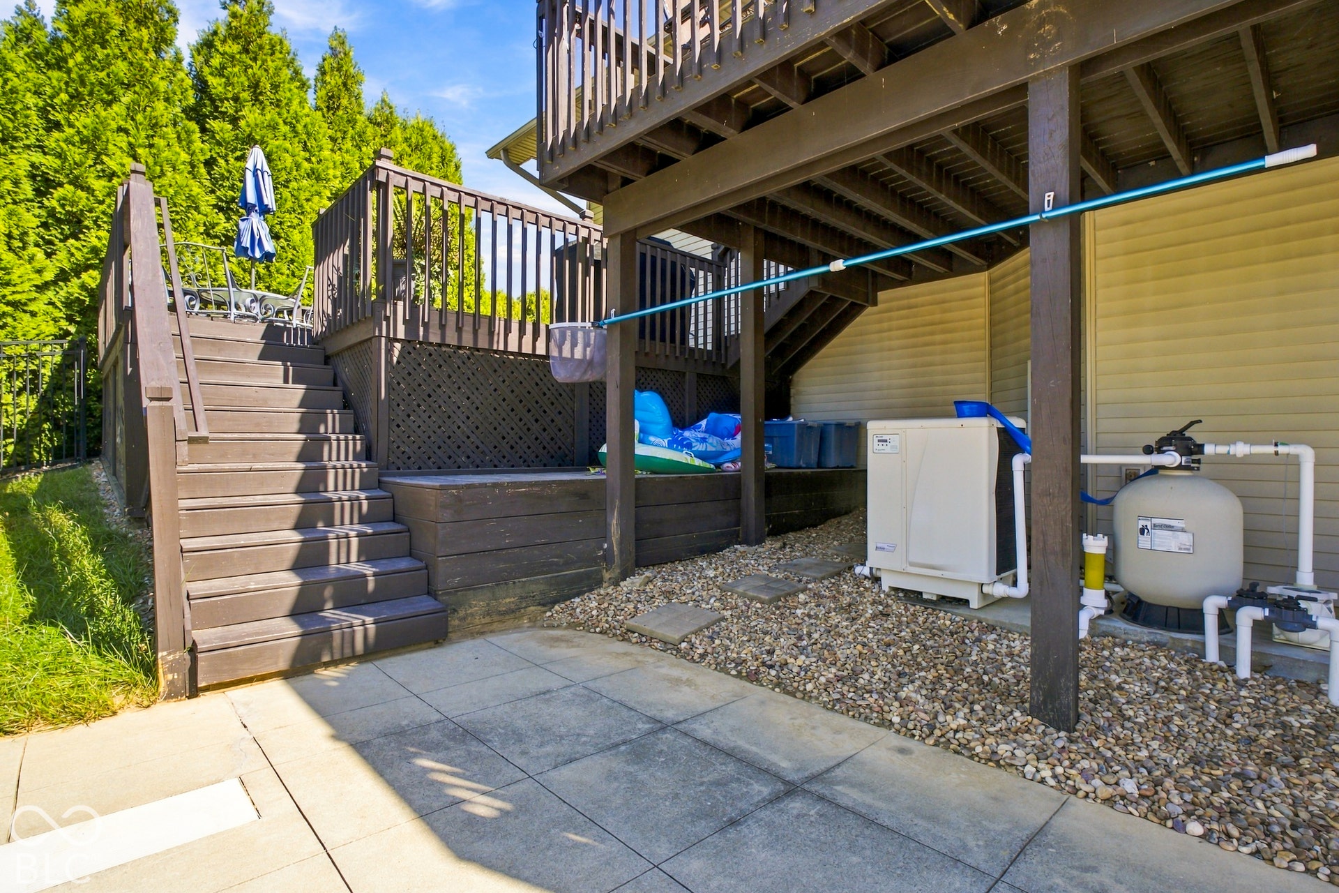 2532 Woodland Farms Drive, Columbus, IN 47201